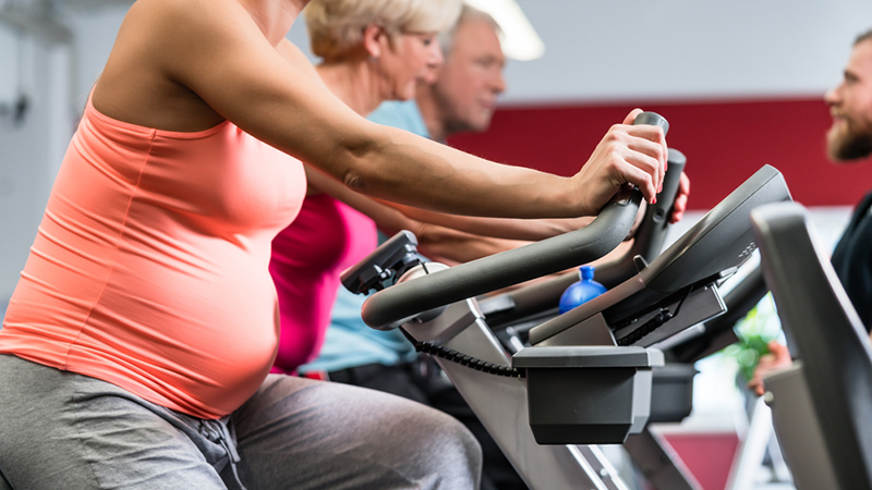 safe-exercises-you-can-do-while-pregnant-half-pint-peeps