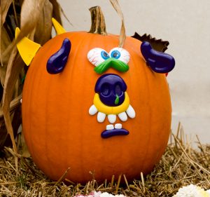 Pumpkin Decorating Ideas | Mess-Free Pumpkin Decorating Ideas for Kids | Pumpkin Decorating for Kids | Pumpkin Decorating | Pumpkin | Halloween Pumpkin Decorating Ideas | Fall | Halloween