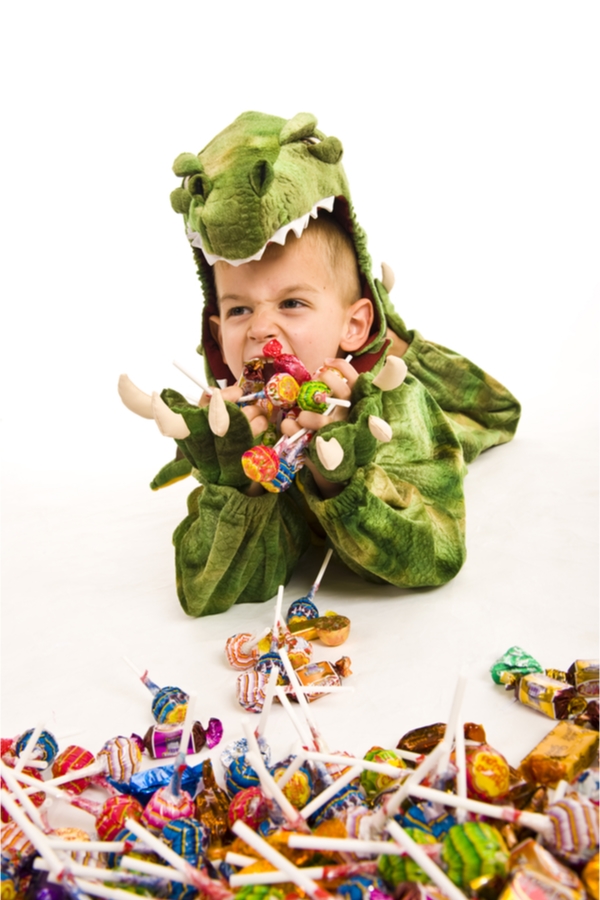 ways to manage your child's Halloween candy | Halloween | Halloween candy | parenting | tips and tricks | candy 