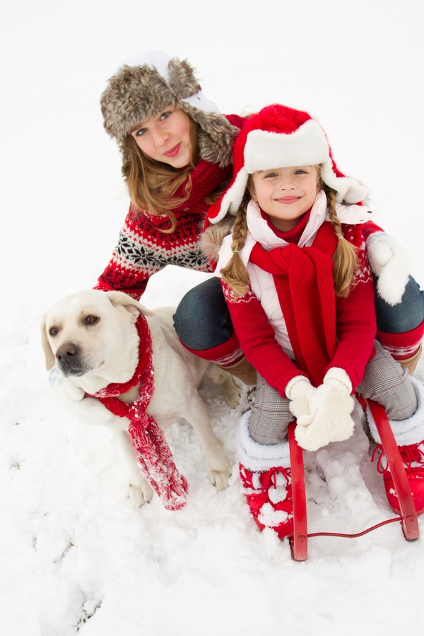 If you're looking for things to do with your kids during Christmas break, you're in the right spot! Sledding is one of the funnest things you can do during their break from school. 