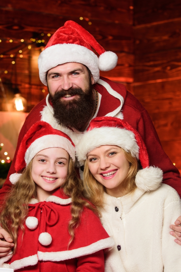 Are you stressing over trying to tell your kid that Santa isn't real? Here are the best tips on how to tell your kids about Santa. They'll help so much! 