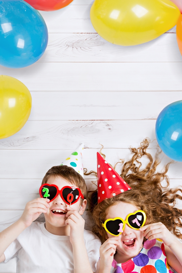 New Years Eve is such a fun holiday for kids. These New Years Eve party ideas for kids will make sure they have an amazing night with their friends. 