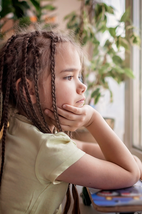 Indoor scavenger hunts for kids are fun, interesting activities you can do when you have bored kids but need to stay inside. Take a look at the following ideas to get you started!